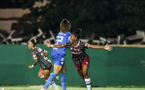 BRASILEIRO FEMININO:  Fluminense vence Palmeiras e se aproxima da classificação para quartas