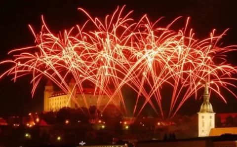 O que espera a UE, 20 anos após “big bang” para o leste