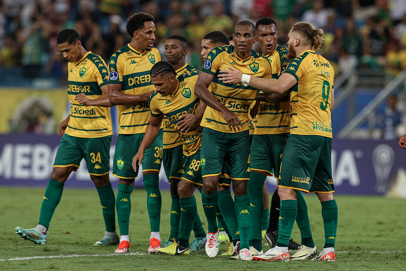 MT:  Cuiabá vence o Metropolitanos-VEN e assume a liderança do grupo G da Copa Sul-Americana