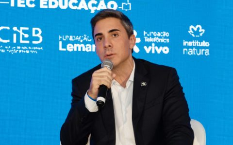 MT:   EDUCAÇÃO CONECTADA:   MT apresenta em evento no Paraná ações desenvolvidas nas escolas na área de tecnologia