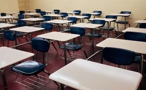 Aulas retornam a partir desta terça no RS; capital segue sem previsão