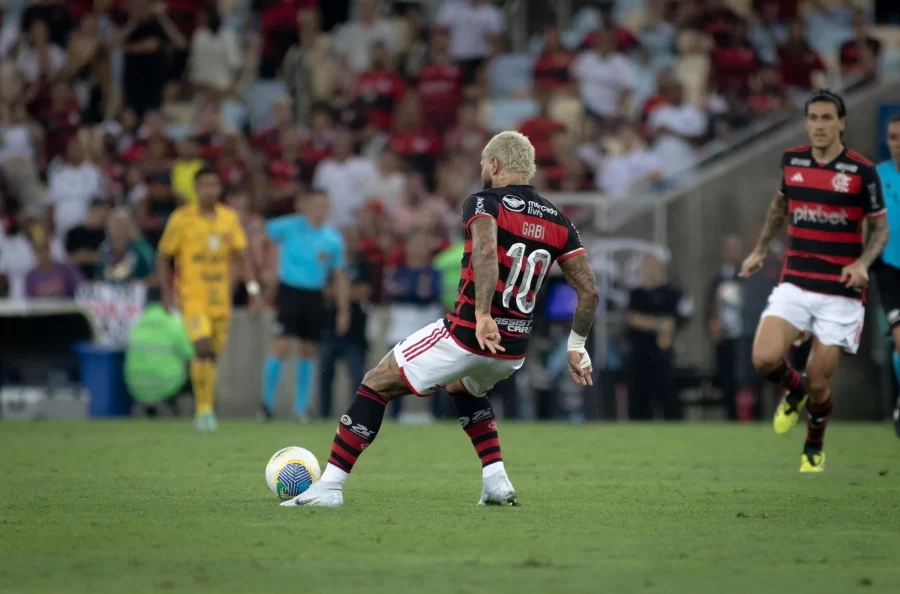 Na volta de Gabigol, Flamengo consegue vitória magra sobre o Amazonas pela Copa do Brasil