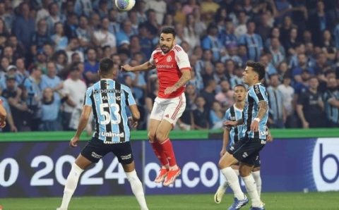 CAMPEONATO BRASILEIRO:  Inter vence com gol “esquisito” e mantém Grêmio no Z4 do Brasileirão
