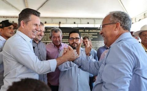 MT:   MELHORIAS PARA TODA REGIÃO:   Governador vistoria obras em Colniza: “Estão mudando a realidade do município, que ainda vai crescer muito”, afirma prefeito