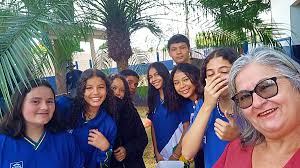 “Nunca vi tanto investimento como agora”, destaca professora que atua há 34 anos em escola estadual 