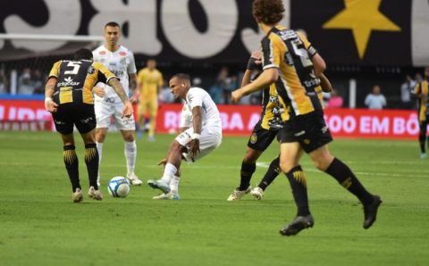 Santos só empata com o Amazonas, é vaiado na Vila e pode se distanciar da ponta da Série B