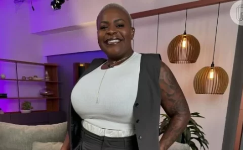 Jojo Todynho exibe resultado de cirurgia de redução das mamas e impressiona com silhueta definida em vídeo. Veja!