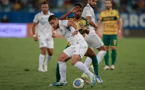Grêmio vence o Cuiabá por 3 a 1 em duelo válido pelo Campeonato Brasileiro