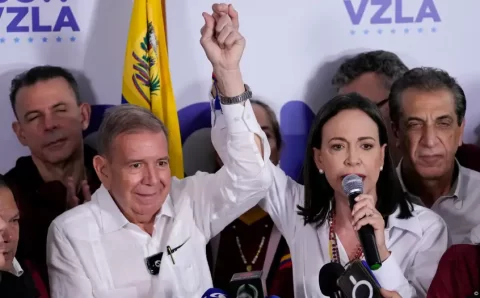 Edmundo González se proclama presidente eleito da Venezuela