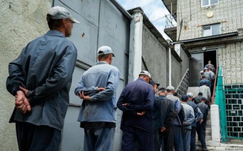 Como a Rússia recruta estrangeiros para a guerra na Ucrânia