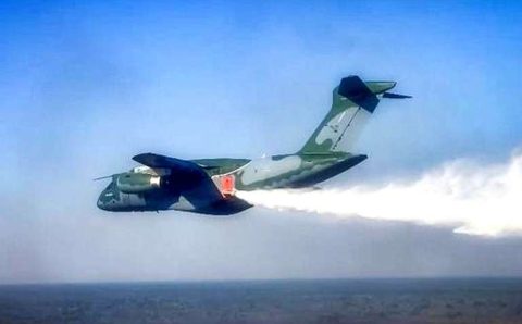 MT:  Forças Armadas lançam um milhão de litros de água na região do Pantanal