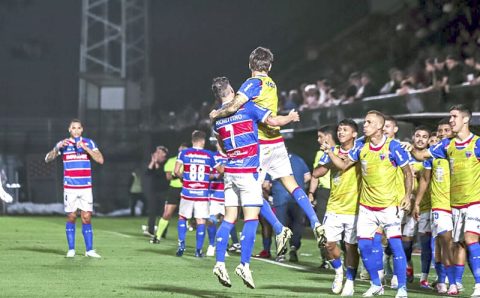 Sul-Americana: Fortaleza elimina argentinos e vai encarar o Timão nas quartas de final