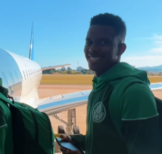 Estêvão vai de promessa a realidade em 2024 e abre novo ano em alta