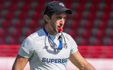 São Paulo finaliza preparação para jogo com Botafogo e Zubeldía aposta em força ofensiva