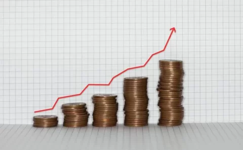 Aumento dos juros pode prejudicar pequenos negócios e enfraquecer crescimento, dizem analistas