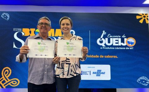 Governo de MT entrega primeiros registros do Serviço de Inspeção de pequenos empreendedores rurais