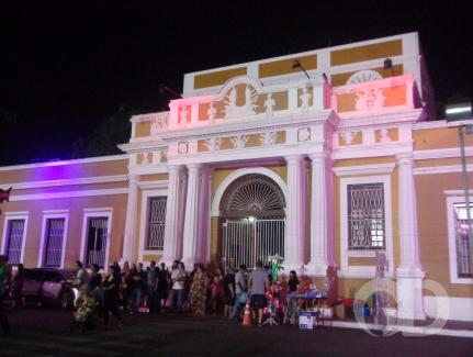 Bulixo é vitrine para artesãos e diversão para a família