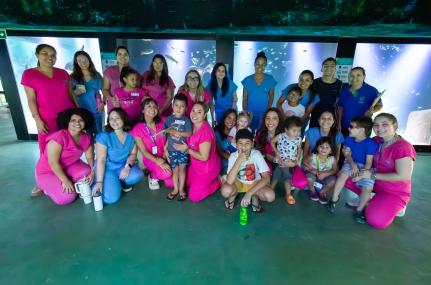 Aquário Municipal recebe visita de crianças com autismo