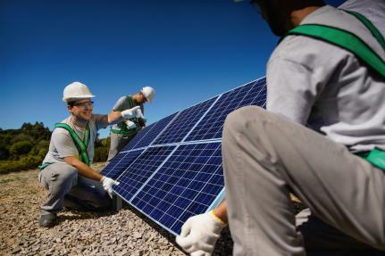 Juiz suspende ação que busca impedir cobrança de ICMS da energia solar