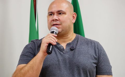 Abilio anuncia a contratação direta de 80 médicos para UPAs