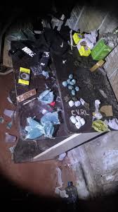 Polícia Militar apreende 42 porções de drogas e dupla suspeita de tráfico