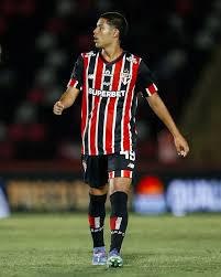 Análise: time B do São Paulo esbarra na falta de entrosamento e sai no lucro com empate