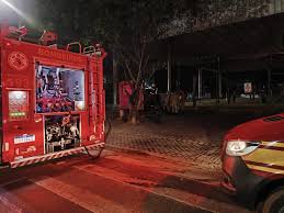 Corpo de Bombeiros extingue incêndio em veículo em Sorriso