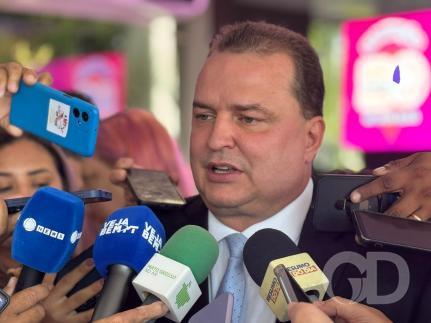 Max nega omissão da AL em fiscalizar BRT e cobra punição para Consórcio