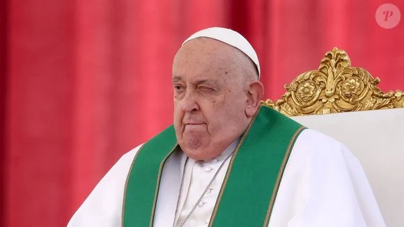 Estado de saúde do Papa Francisco é atualizado pelo Vaticano hoje, 22 de fevereiro, em quadro de pneumonia bilateral