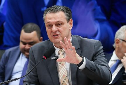Bancada do Agro avalia rompimento com ministro, diz CNN
