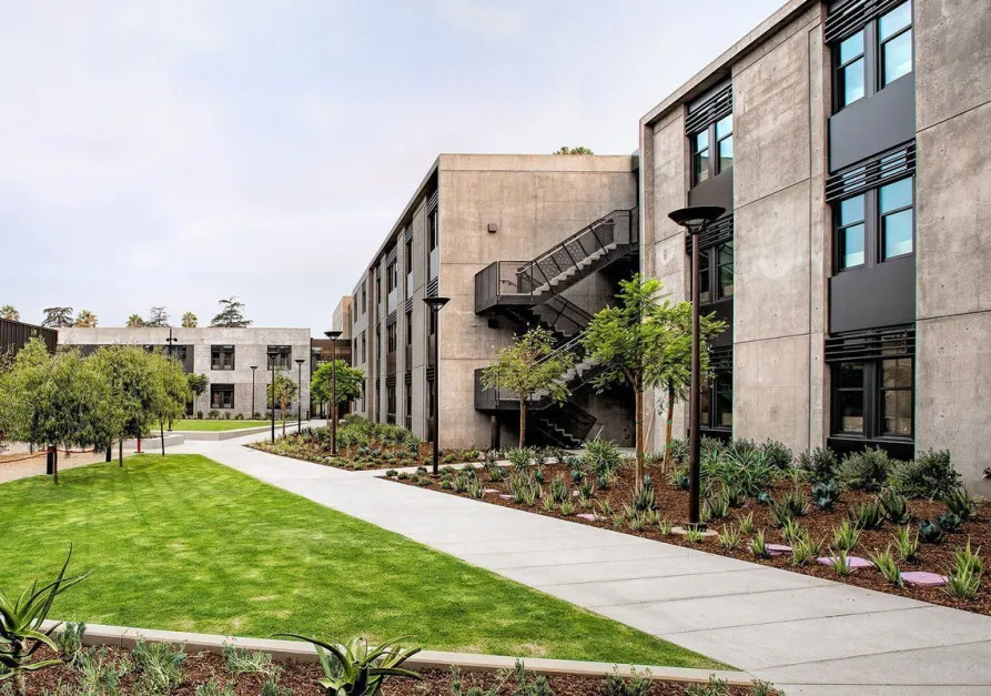 Bomba atômica e “The Big Bang Theory”: 8 curiosidades sobre o Caltech