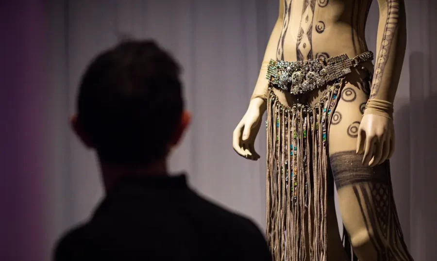 Exposição em SP celebra 50 anos de carreira solo de Ney Matogrosso