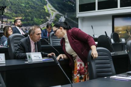 Vereadores ‘disputam’ abertura de 4 novas CPIs na Câmara