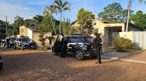 Polícia Civil deflagra operação contra suspeitos de participação em assassinato e tráfico de drogas
