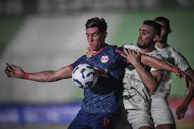 Bragantino empata no último lance e vence Sousa nos pênaltis pela Copa do Brasil