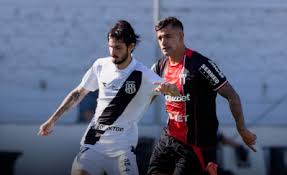 Ponte Preta tropeça contra Botafogo-SP e deixa Palmeiras a três pontos de vaga no mata-mata do Paulista