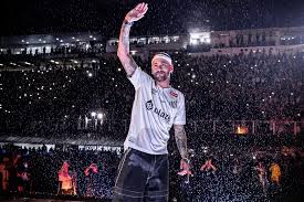 Santos atinge a marca de 70 mil sócios após retorno de Neymar