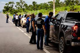 Mais de 100 veículos são abordados em ação integrada pré-Carnaval na MT-215