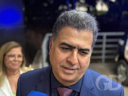 Ex-prefeito nega apropriação de R$ 200 mi e detona Bussiki