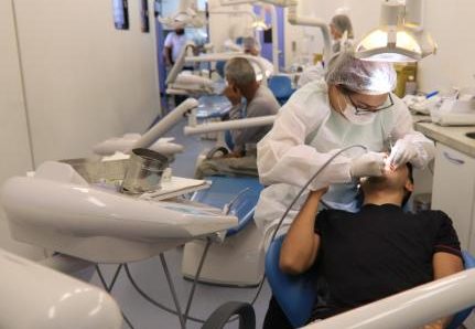 Carreta do Sesc oferece atendimento odontológico gratuito em VG
