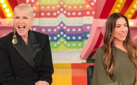 ‘A cara de egípcia da Patrícia Abravanel’: no SBT, Xuxa dispara contra Bolsonaro e web vê ‘torta de climão’ com filha de Silvio Santos
