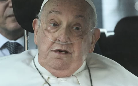 ‘Morrer em paz’: o desabafo do médico de Papa Francisco sobre estado de saúde crítico do pontífice