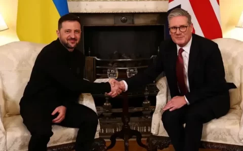 Europeus reforçam apoio a Zelenski após embate com Trump