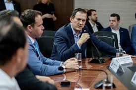 Governo de MT lança Disque Extorsão contra facções criminosas e garante denúncias com sigilo absoluto