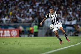 Arana comemora título do Mineiro pelo Atlético-MG e já projeta compromisso pela Seleção: “Gratificante”