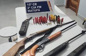 Polícia Militar prende cunhados com espingardas e munições em Matupá