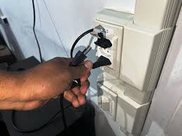 Corpo de Bombeiros orienta sobre cuidados para evitar sobrecarga elétrica e incêndio em residências