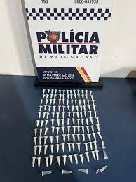 Polícia Militar apreende adolescente com 128 porções de cocaína em São José dos Quatro Marcos
