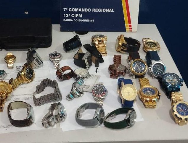 Polícia Militar recupera 30 relógios avaliados em R$ 80 mil furtados de residência de Barra do Bugres