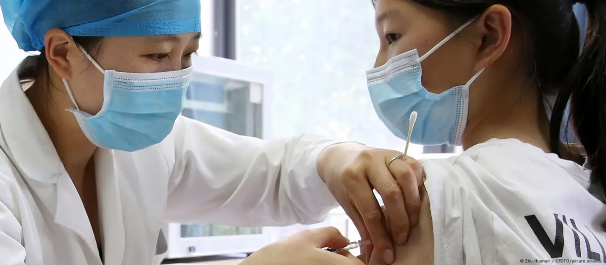 IA pode aumentar adesão a vacinas, diz estudo